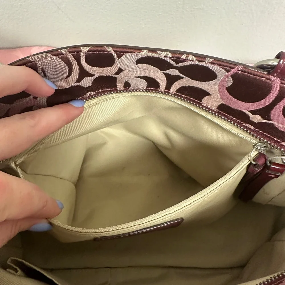 Vintage Coach Gallery Signature East West Tote Burgundy Patent Leather F13762 - Picture 14 of 16